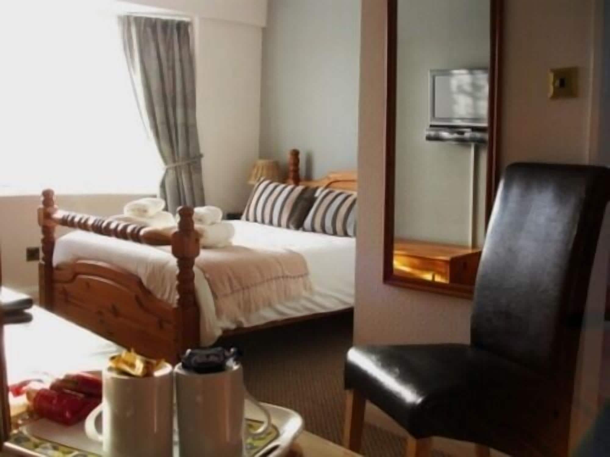 Burleigh House , A Cosy Retreat In Agatha Christie'S Hometown Торки Экстерьер фото