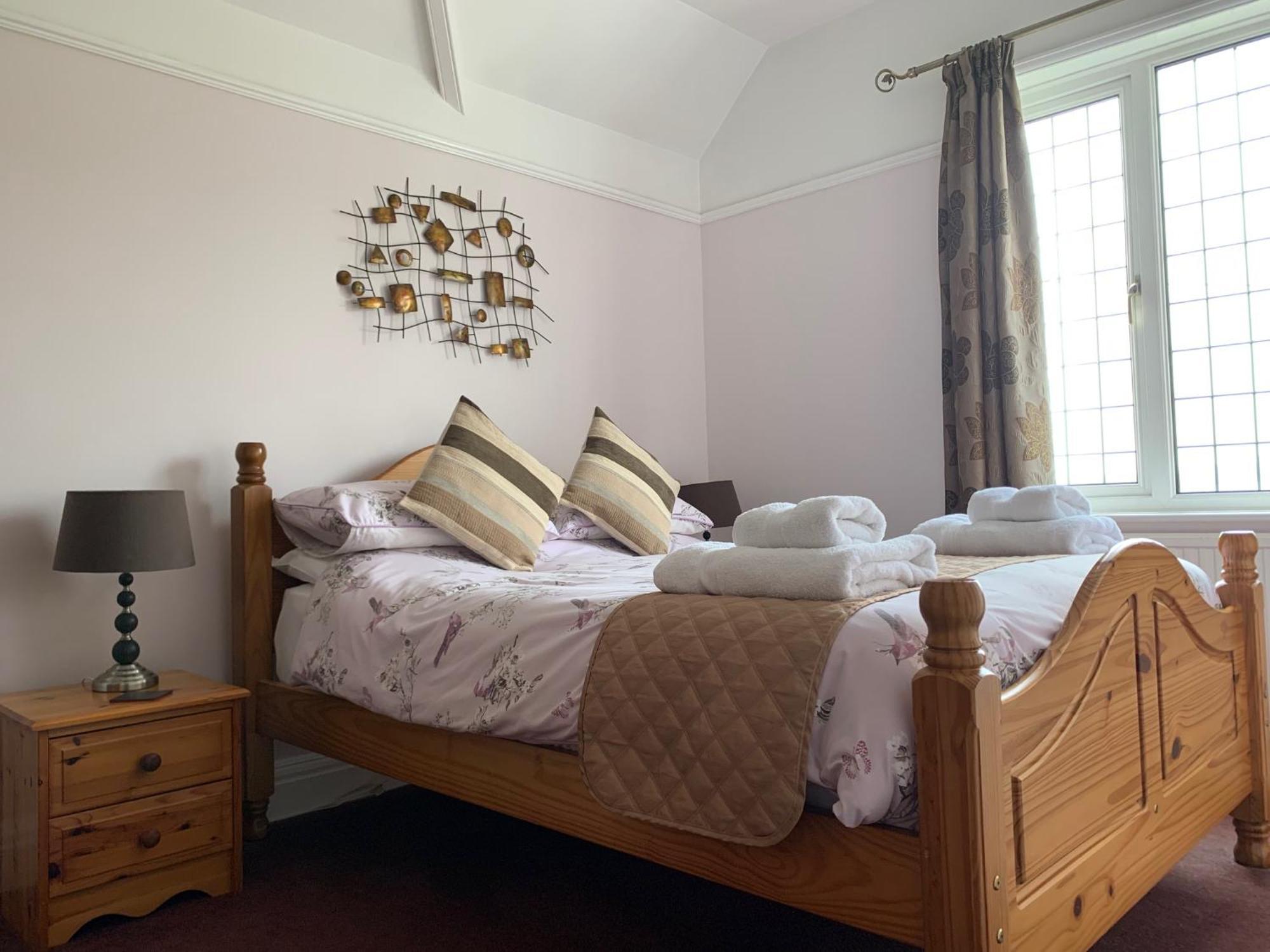 Burleigh House , A Cosy Retreat In Agatha Christie'S Hometown Торки Номер фото